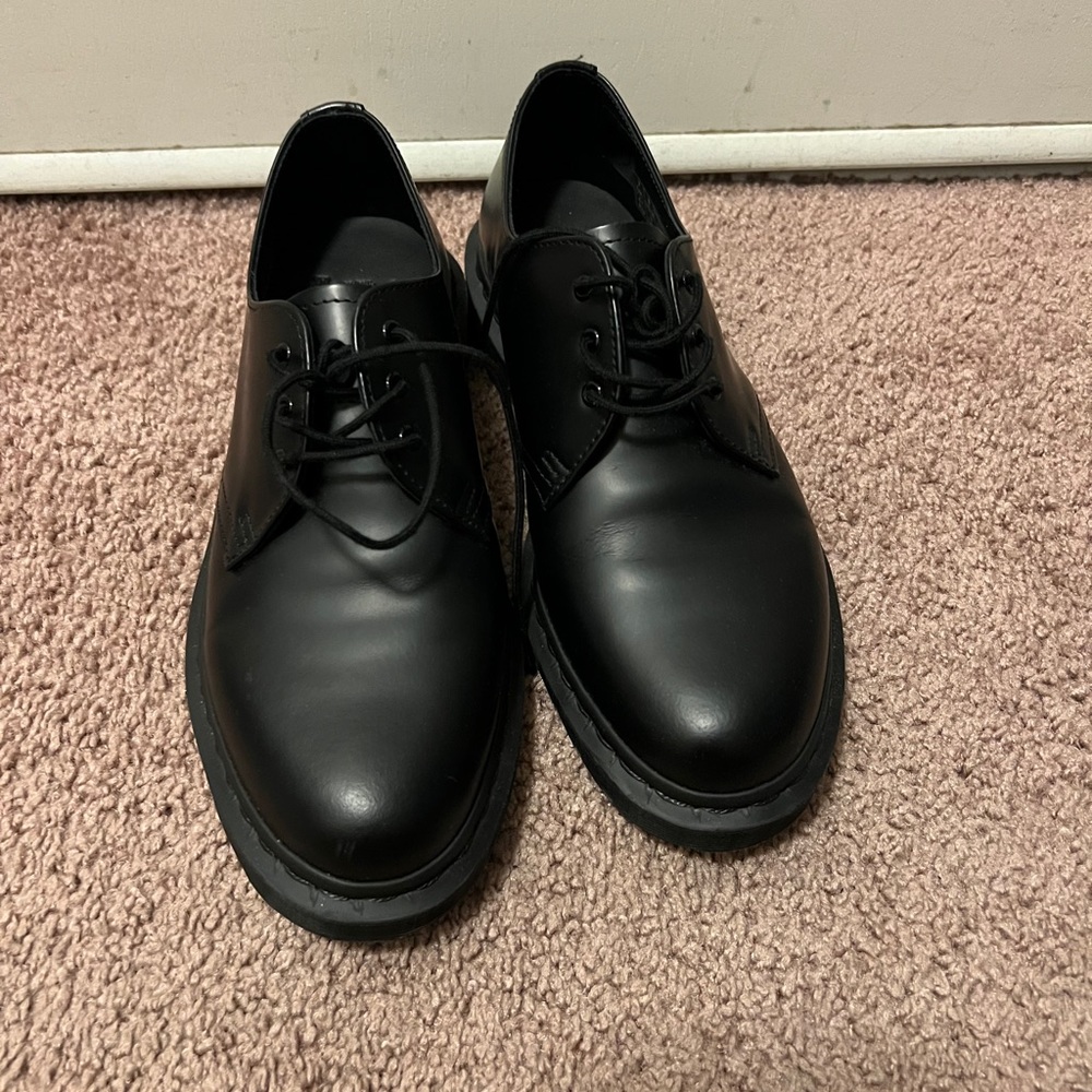 PREOWNED DOC MARTEN 1461 MONO BLACK 🌹